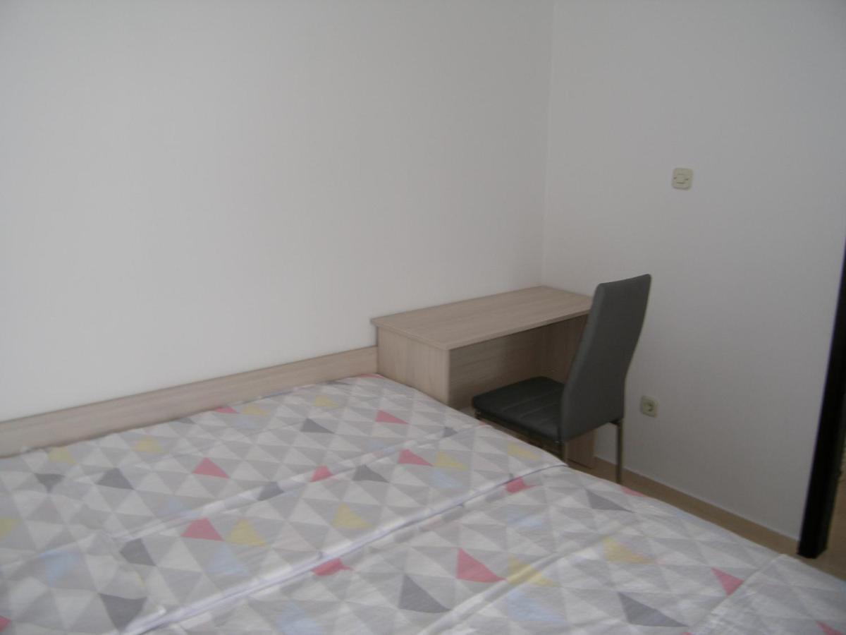 Apartmani Matela Petrčane Extérieur photo